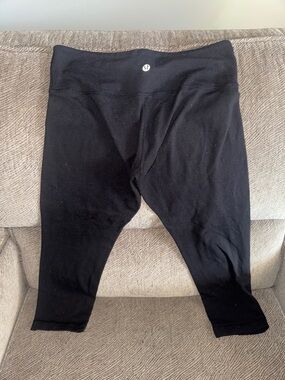 lululemon flaw Black Crop Leggings